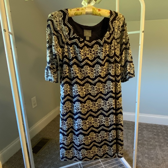 Women’s 3/4 Sleeve Dress - Picture 1 of 4